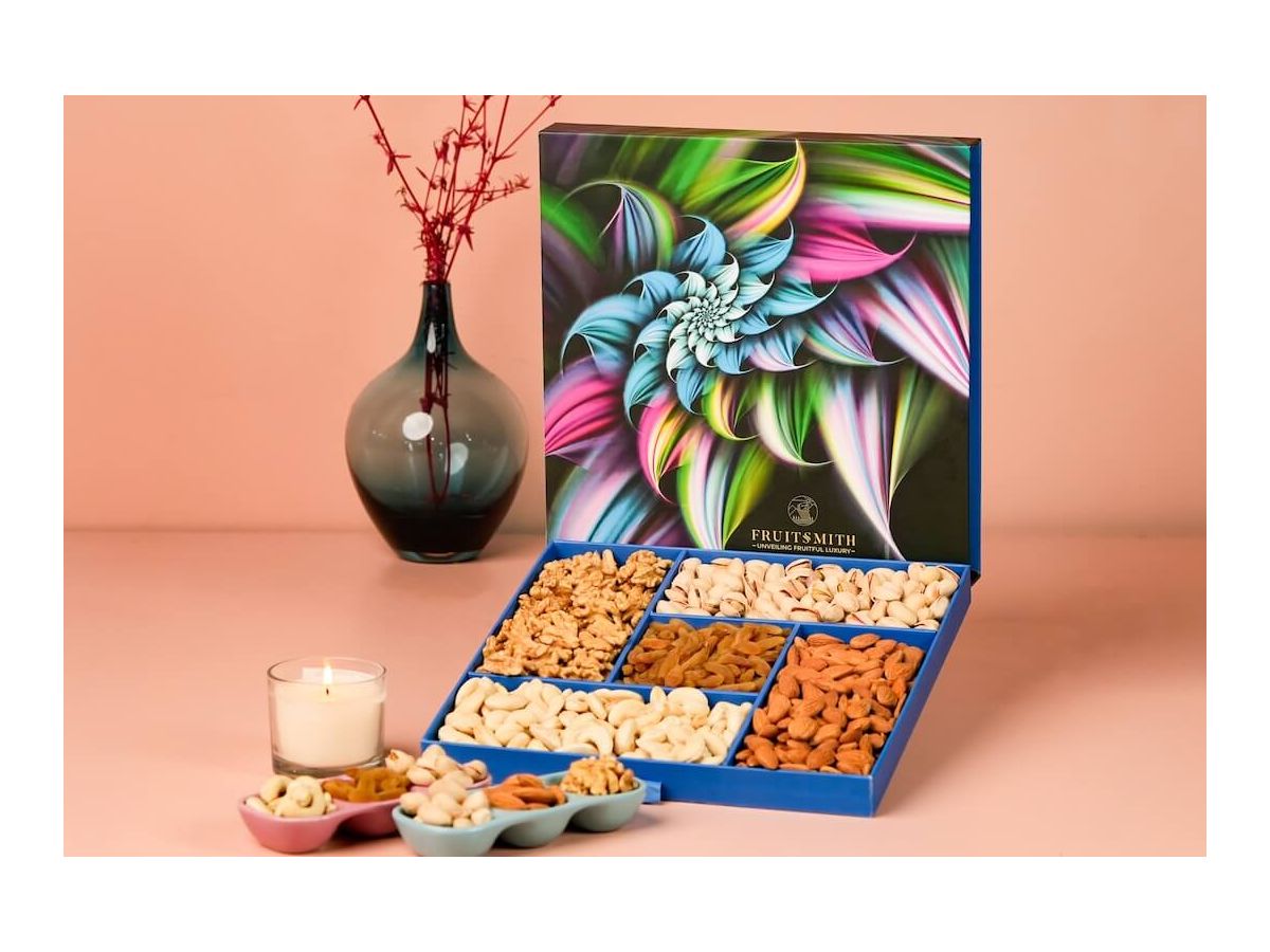 Floral Nutty Hamper