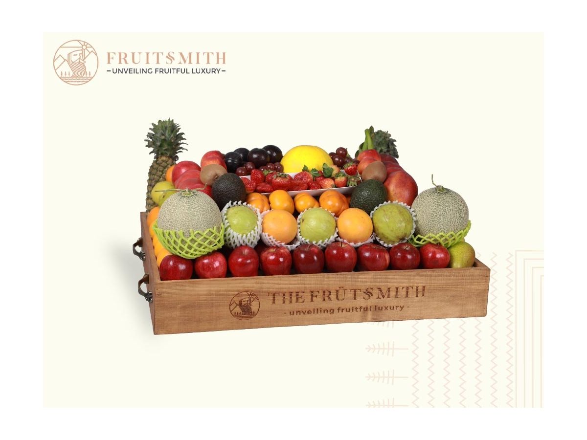  Fresh Abundence Luxury Fruit Gift Tray 