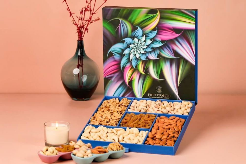 Floral Nutty Hamper