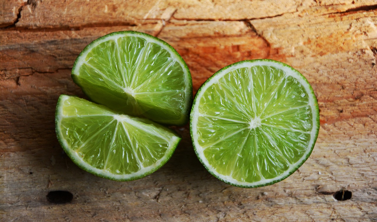 Lemon & Lime-Infused Water